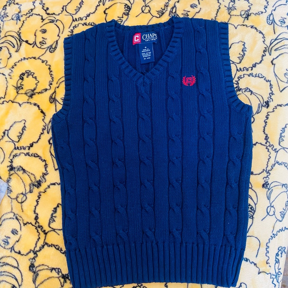 CHAPS Sleeveless sweater vest.size 6